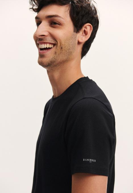 Base O-neck T-shirt