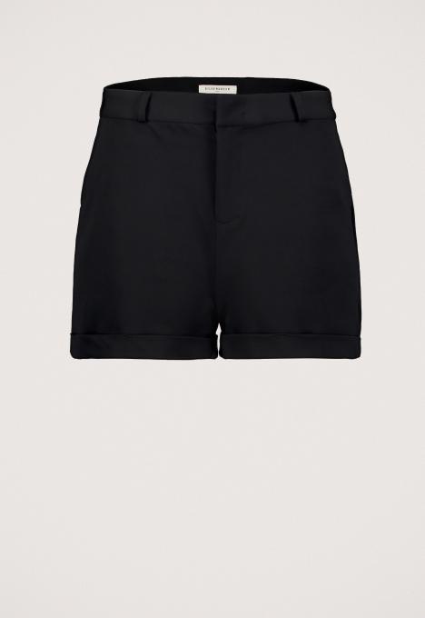 Fadua Short